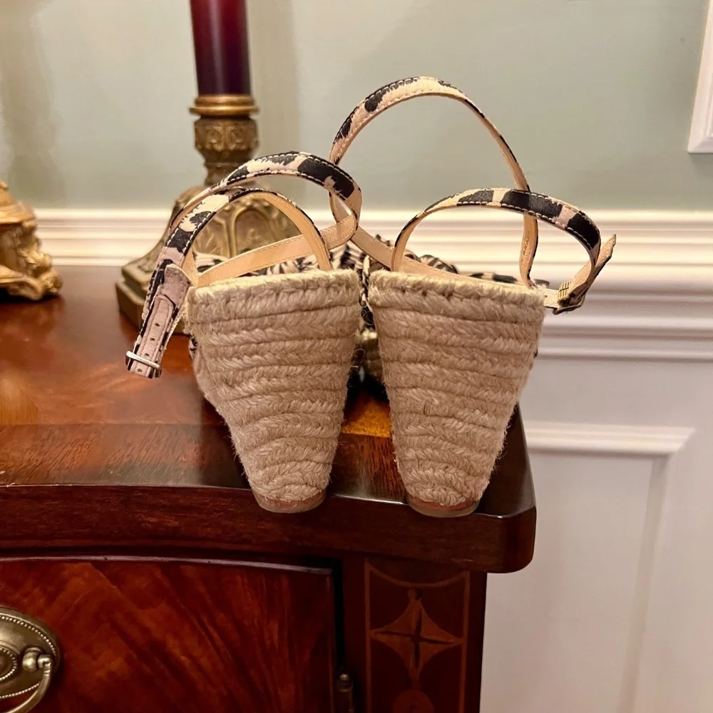 EUC Loeffler Randall Charley Leopard Knotted Bow Wedge Espadrille Sandals 8.5 B